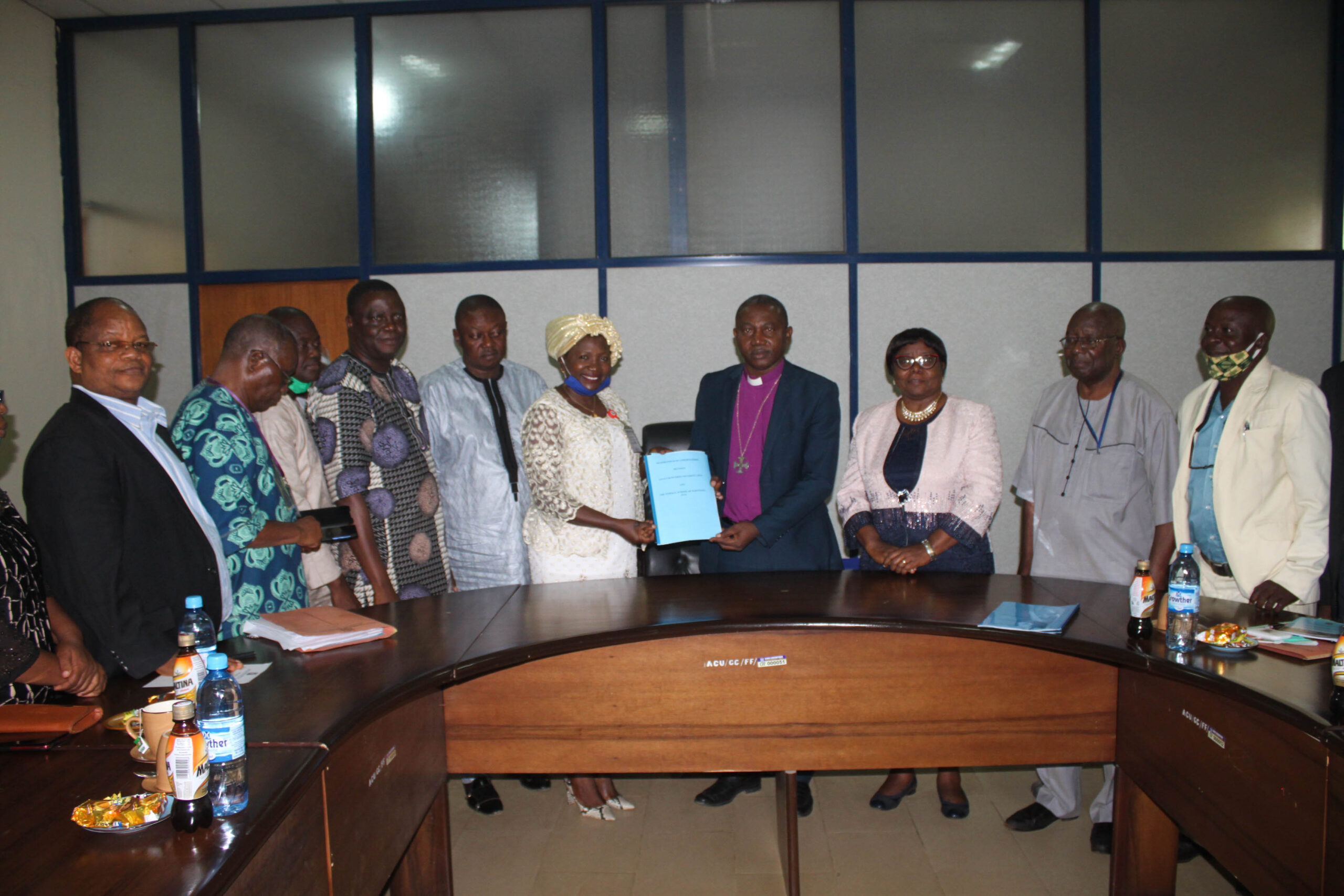 AJAYI CROWTHER UNIVERSITY SIGNS MOU WITH FEDERAL SCHOOL OF SURVEYING